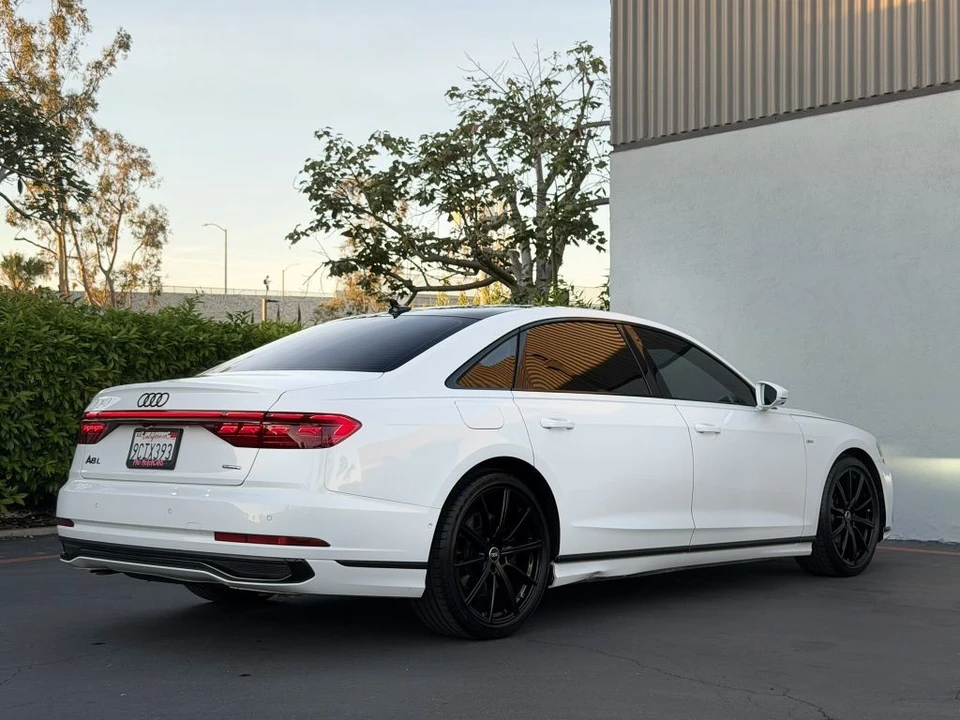 2022 Audi D5 A8 - Image 5 of 21