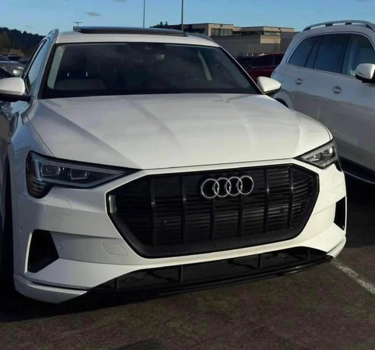2022 Audi Q8 e-tron - Image 3 of 6