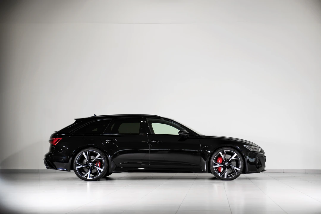 2022 Audi C8 RS6 - Image 7 of 31