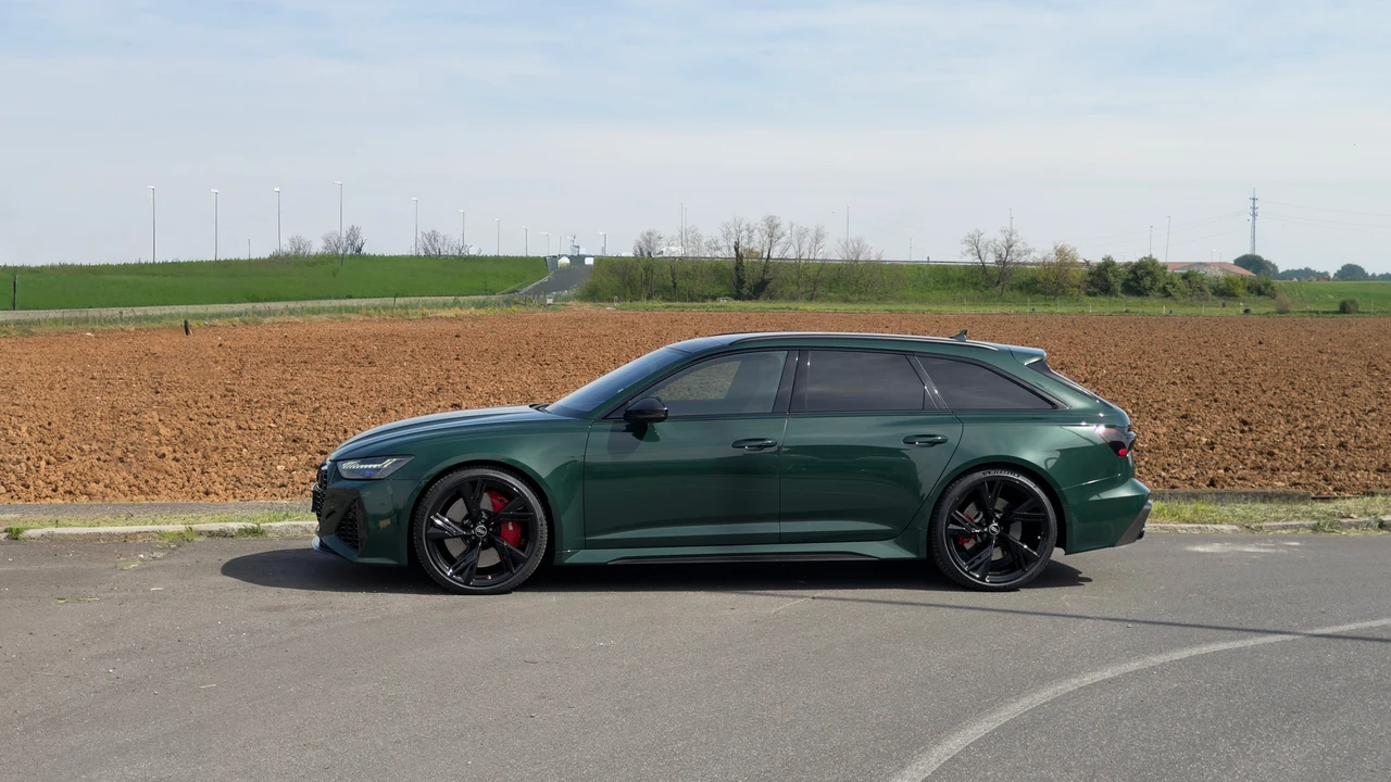 2022 Audi C8 RS6 - Image 9 of 15