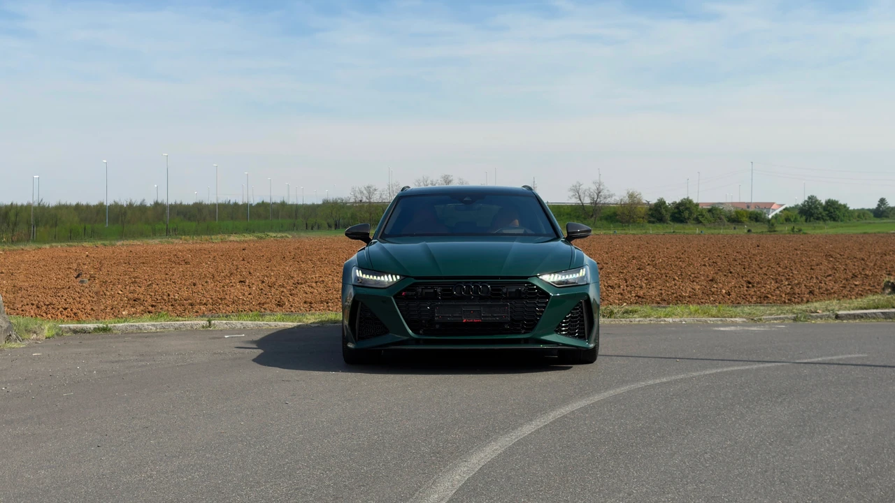 2022 Audi C8 RS6 - Image 2 of 15
