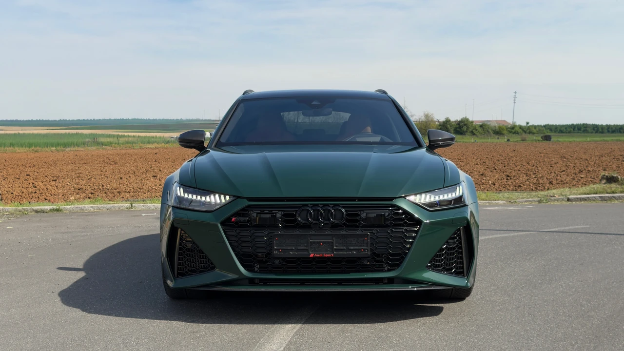 2022 Audi C8 RS6 - Image 12 of 15
