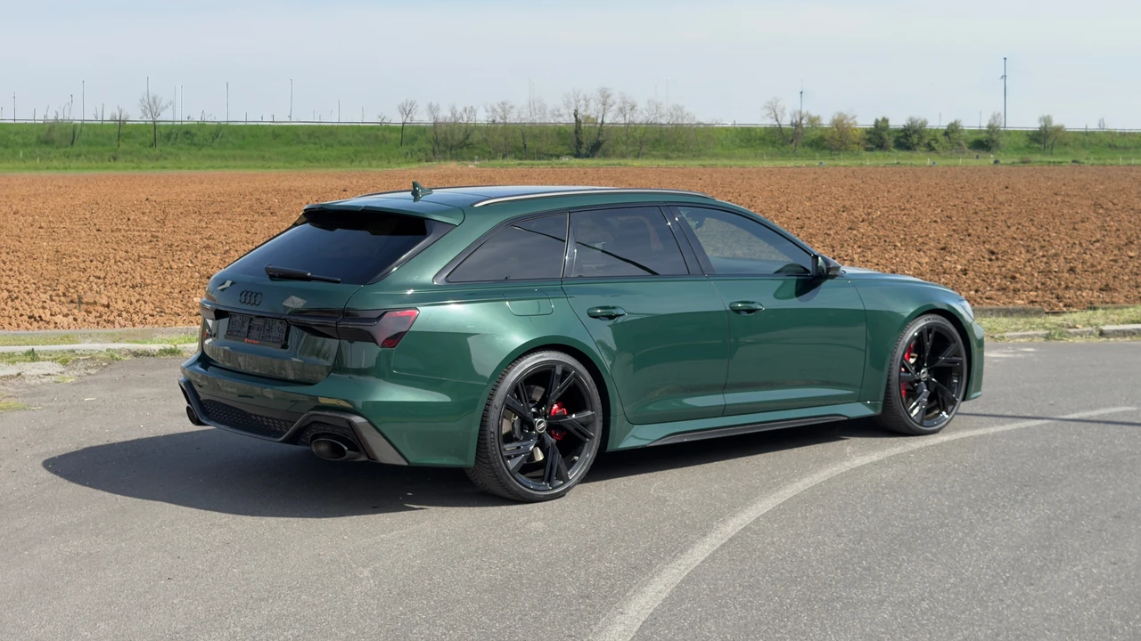 2022 Audi C8 RS6 - Image 11 of 15