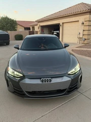 2022 Audi e-tron GT - Image 7 of 11
