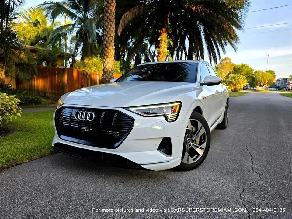 2022 Audi e-tron - Image 3 of 20