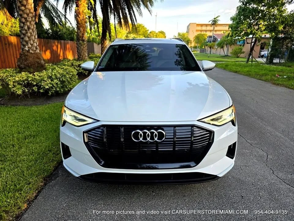 2022 Audi e-tron - Image 17 of 20
