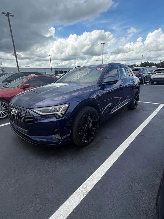 2022 Audi e-tron - Image 11 of 11