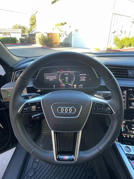 2022 Audi e-tron - Image 12 of 21