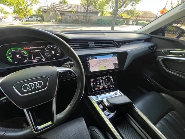 2022 Audi Q4 e-tron - Image 12 of 17