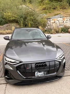 2022 Audi E-tron