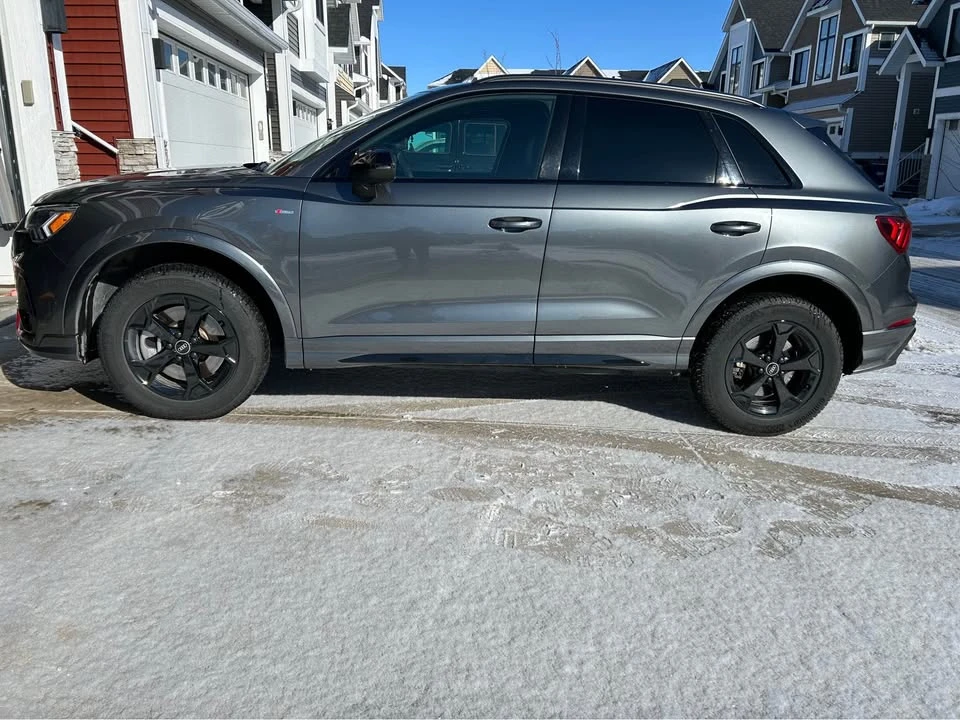 2022 Audi F3 Q3 - Image 2 of 11
