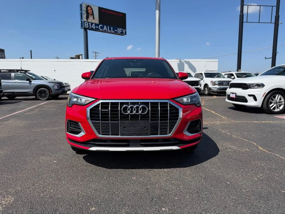 2022 Audi F3 Q3 - Image 2 of 14