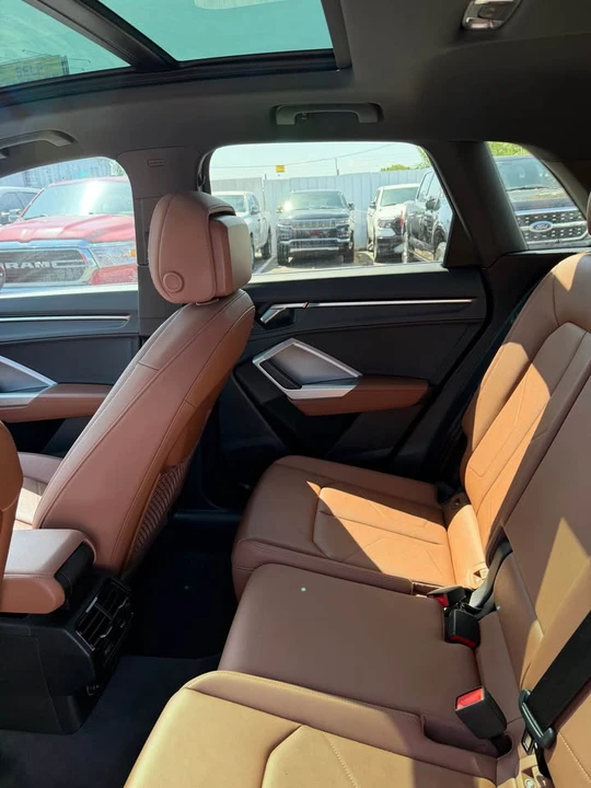 2022 Audi F3 Q3 - Image 10 of 14