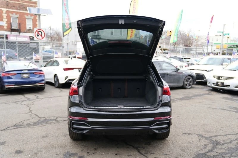2022 Audi F3 Q3 - Image 8 of 12