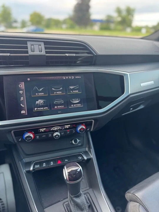2022 Audi F3 Q3 - Image 14 of 19