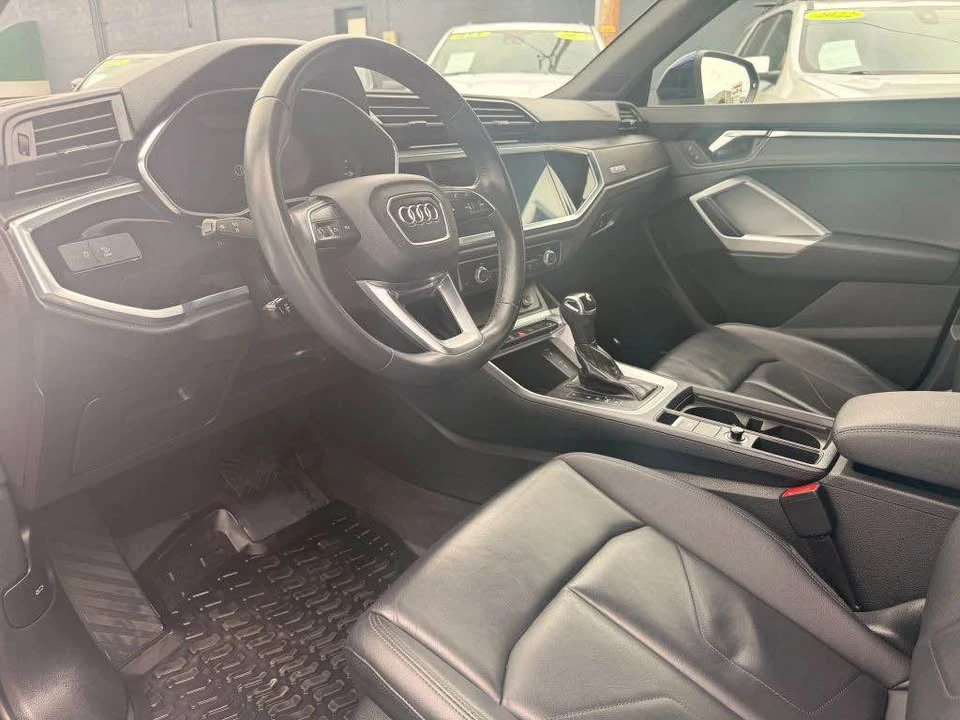 2022 Audi F3 Q3 - Image 5 of 7