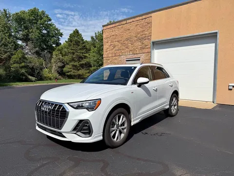 2022 Audi Q3 45 TFSI S line Premium Sport Utility 4D