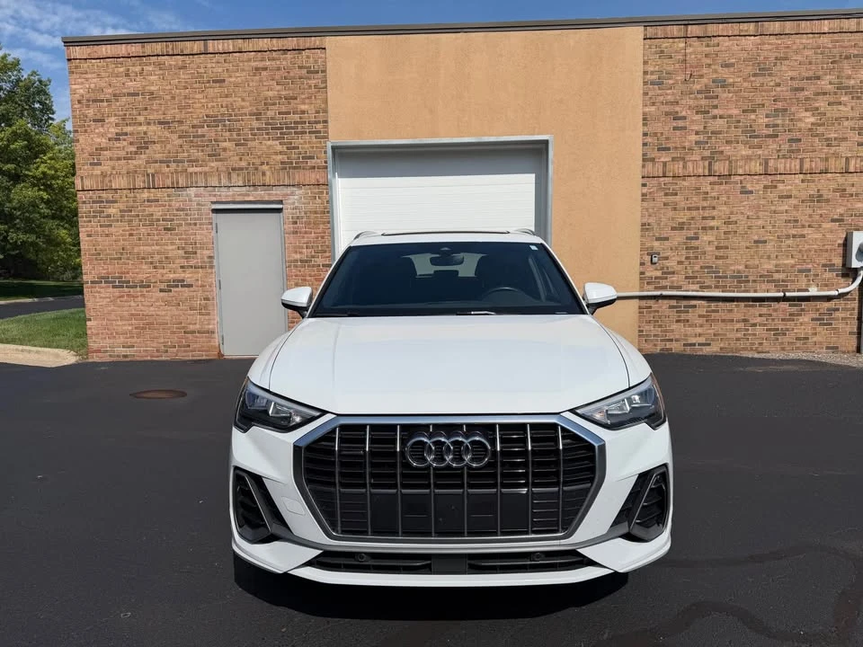 2022 Audi F3 Q3 - Image 8 of 15