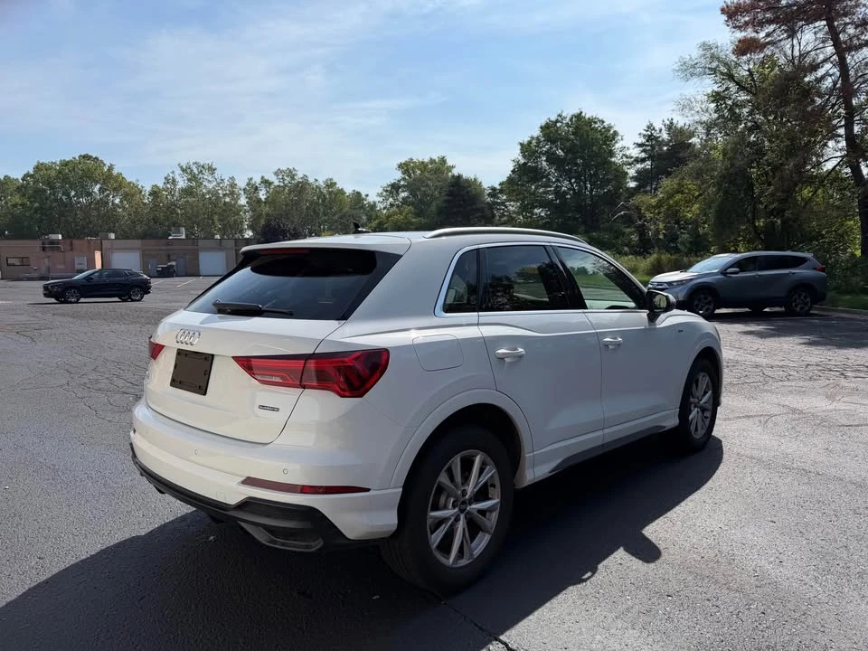 2022 Audi F3 Q3 - Image 5 of 15