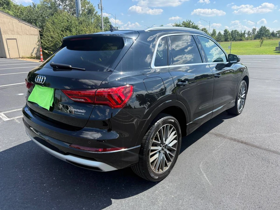 2022 Audi F3 Q3 - Image 3 of 8