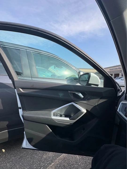 2022 Audi F3 Q3 - Image 3 of 15