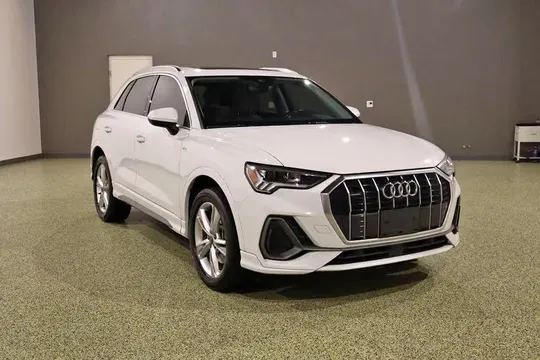 2022 Audi Q3