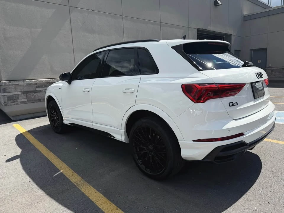 2022 Audi F3 Q3 - Image 3 of 10
