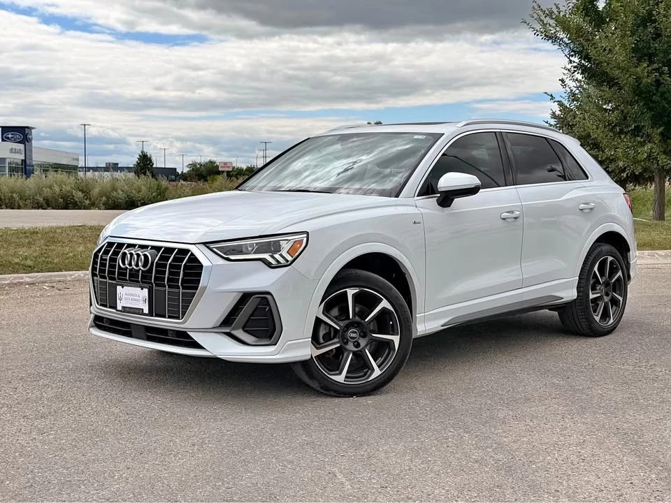 2022 Audi F3 Q3 - Image 2 of 12