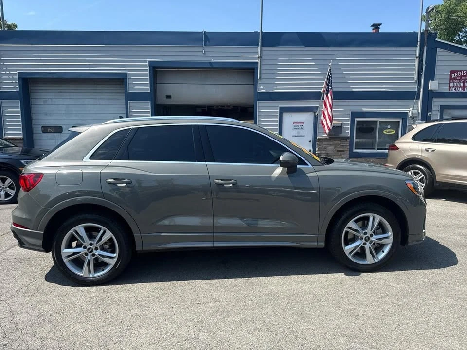 2022 Audi F3 Q3 - Image 2 of 20