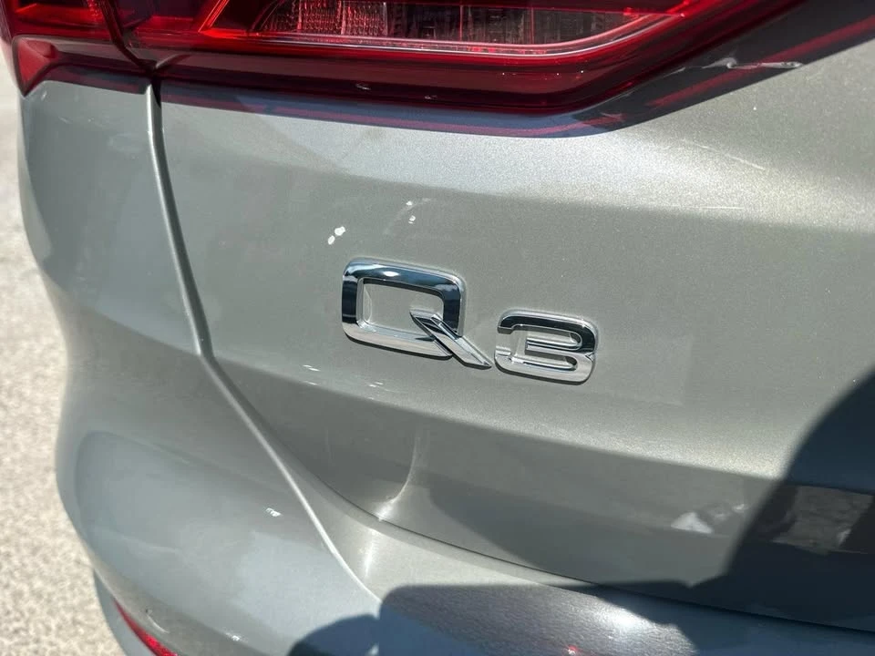 2022 Audi F3 Q3 - Image 10 of 20