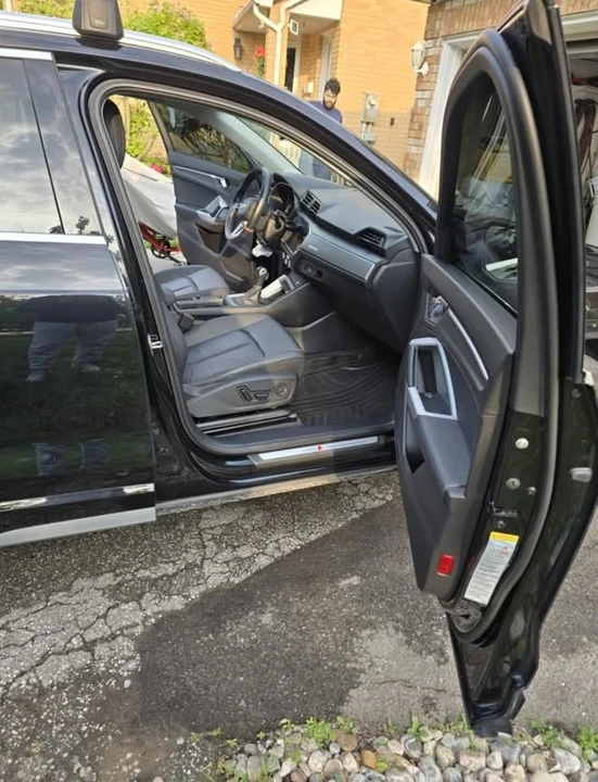 2022 Audi F3 Q3 - Image 2 of 9
