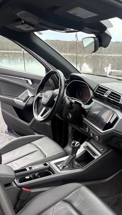 2022 Audi F3 Q3 - Image 8 of 11