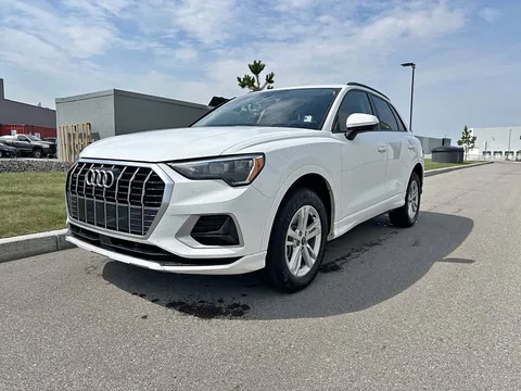 2022 Audi Q3 Premium 40