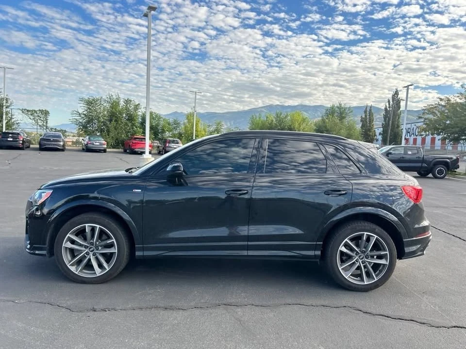 2022 Audi F3 Q3 - Image 11 of 20