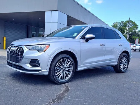 2022 Audi Q3 Premium
