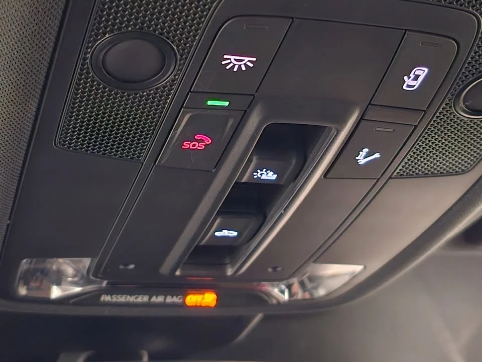 2022 Audi F3 Q3 - Image 3 of 3