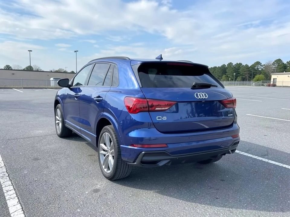 2022 Audi F3 Q3 - Image 3 of 20