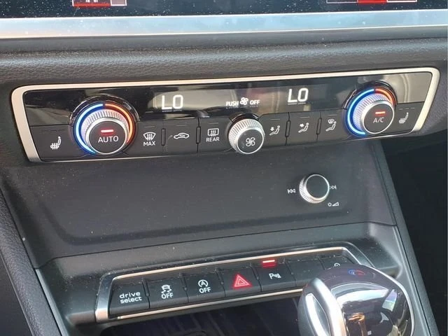 2022 Audi F3 Q3 - Image 7 of 18