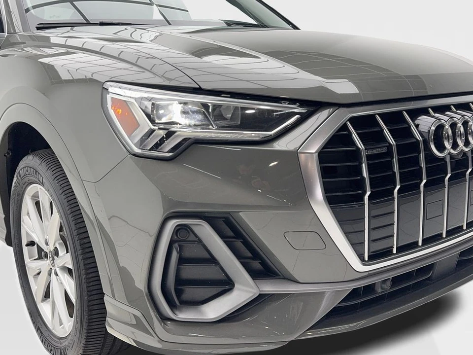 2022 Audi F3 Q3 - Image 3 of 21