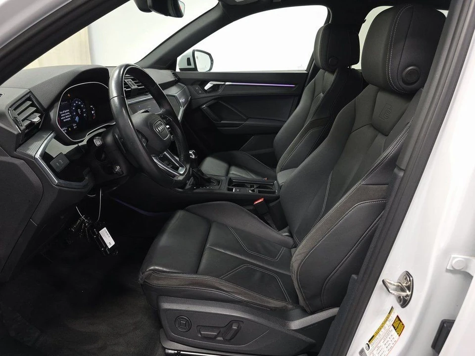2022 Audi F3 Q3 - Image 4 of 10