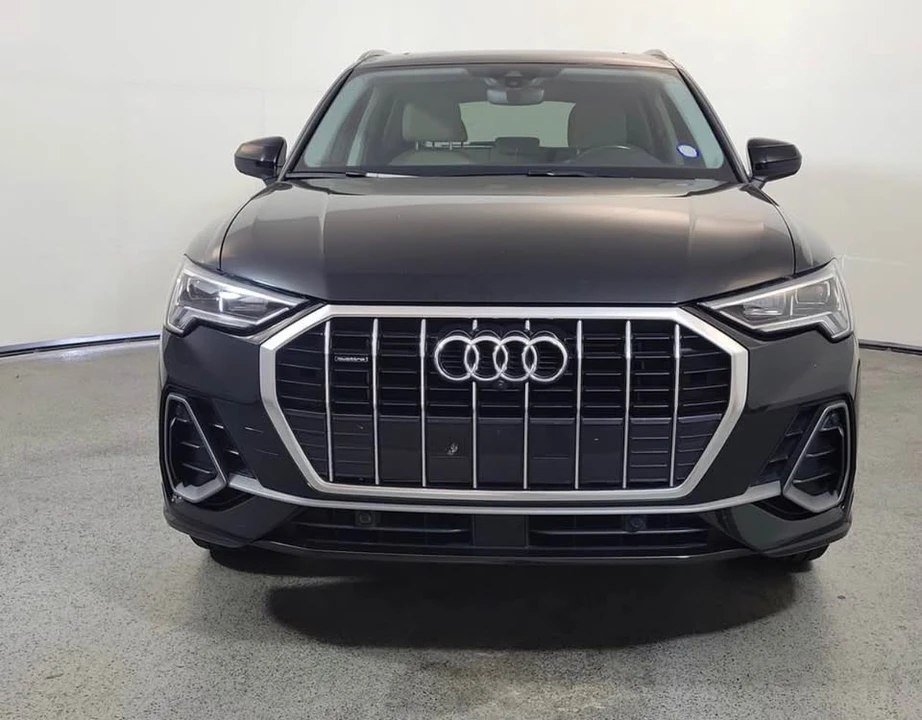 2022 Audi F3 Q3 - Image 2 of 20