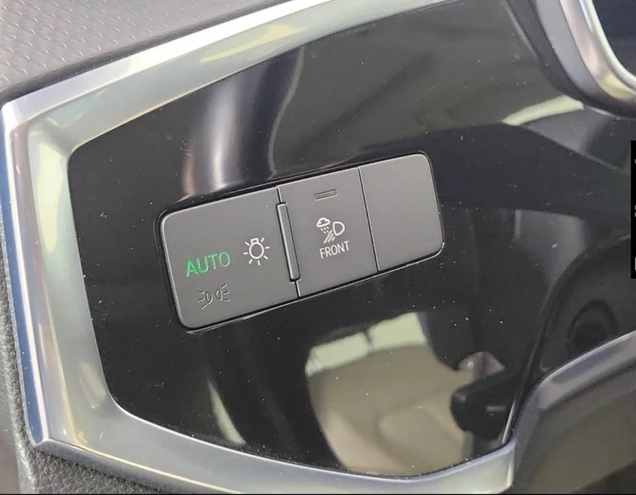 2022 Audi F3 Q3 - Image 11 of 20