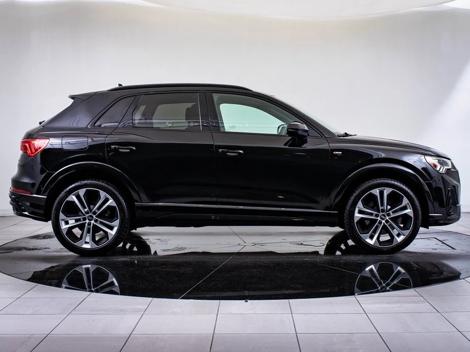 2022 Audi F3 Q3 - Image 11 of 21