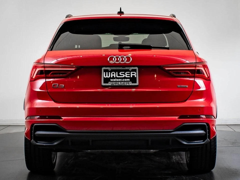 2022 Audi F3 Q3 - Image 10 of 21