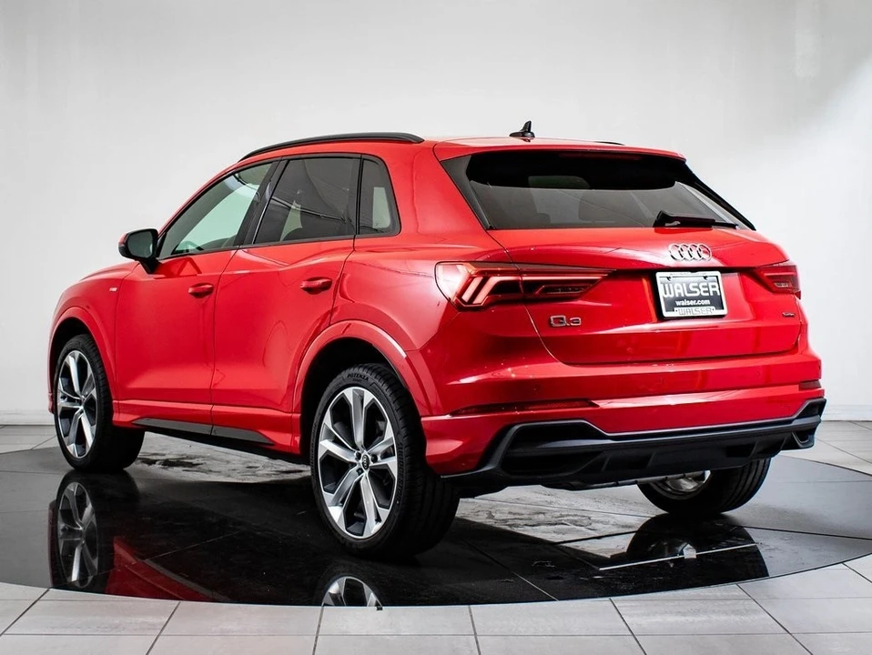 2022 Audi F3 Q3 - Image 11 of 21