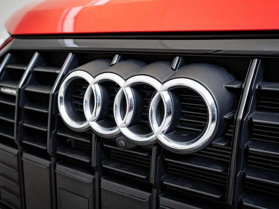 2022 Audi F3 Q3 - Image 3 of 21