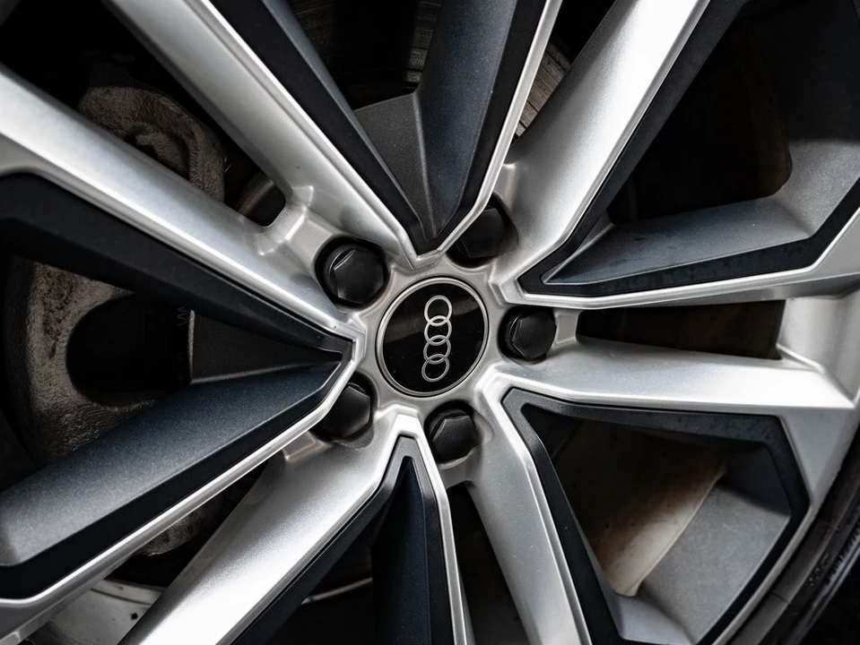 2022 Audi F3 Q3 - Image 8 of 21