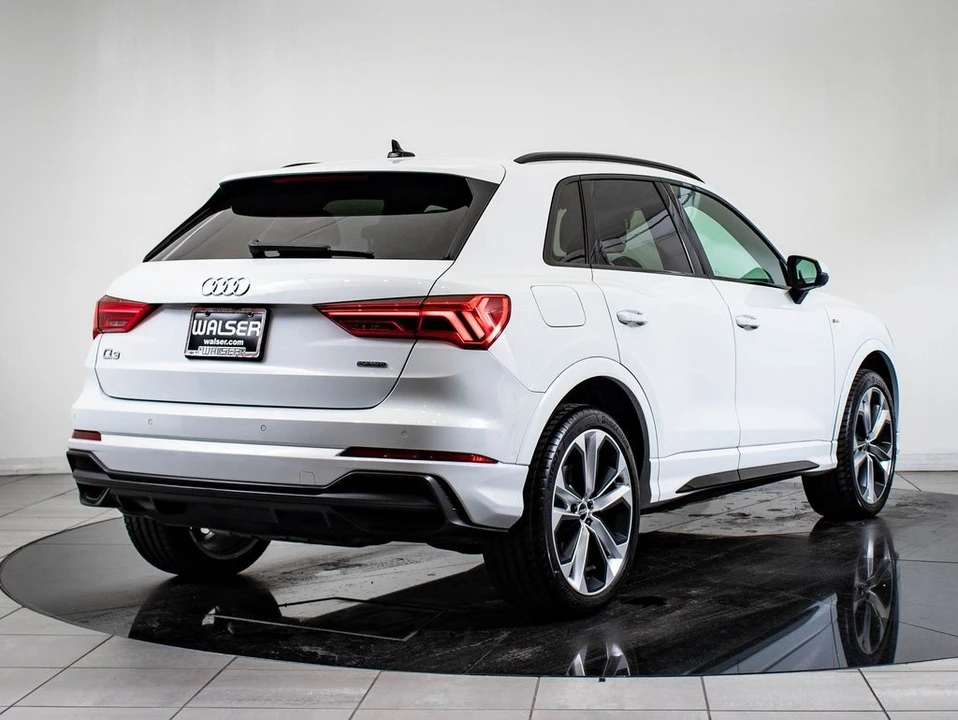 2022 Audi F3 Q3 - Image 7 of 21