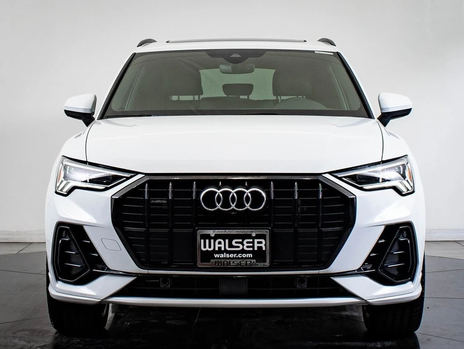 2022 Audi F3 Q3 - Image 2 of 21