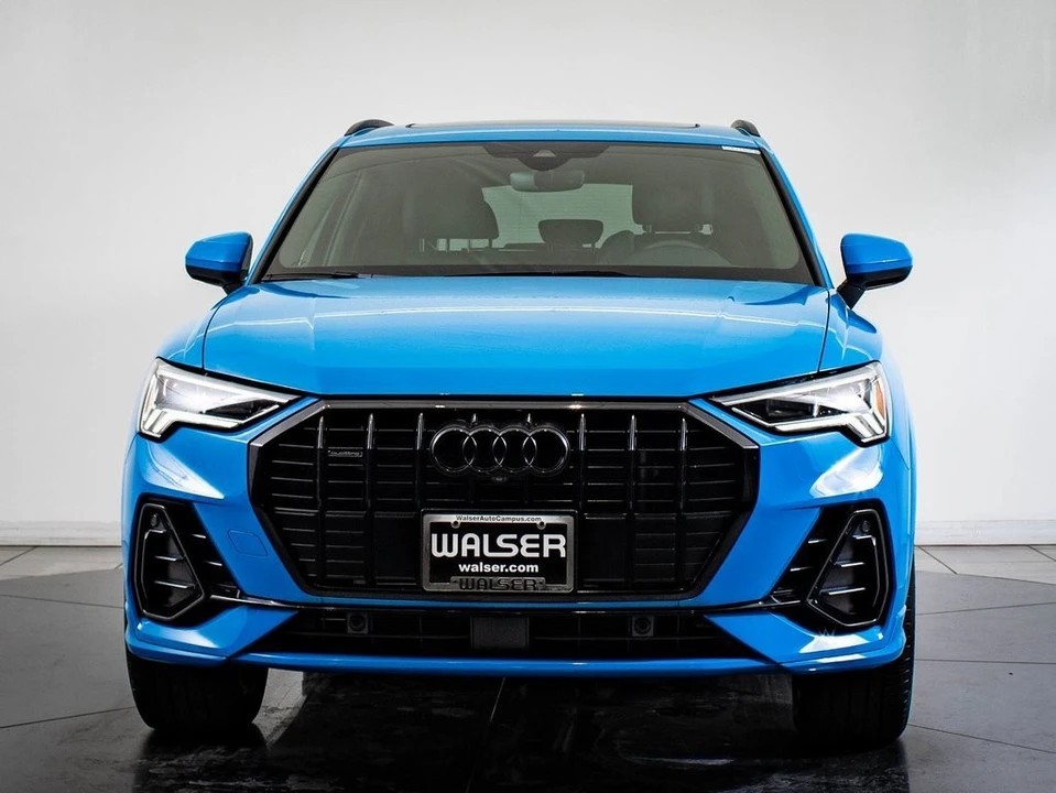 2022 Audi F3 Q3 - Image 2 of 21